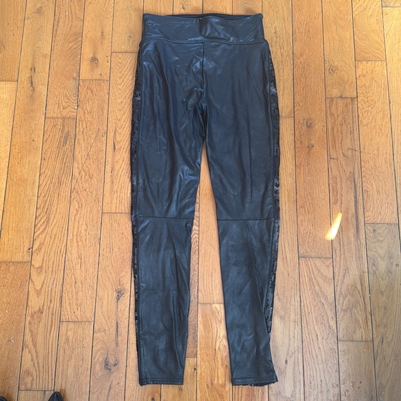 Black Spanx sequin leggings - Picture 4 of 4